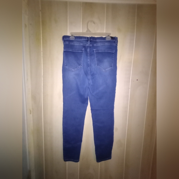 Nicole Miller Women's Size 14 Soho High Rise Skinny Jeans - Picture 2 of 5